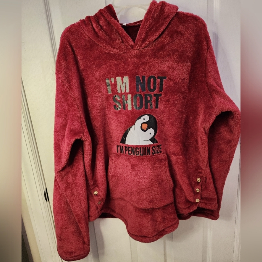 💞4/$20💞 Penguin 'Not Short' Graphic Red Plush Hoodie Size XXL